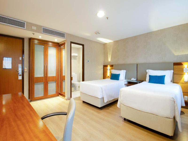 Wyndham Sao Paulo Ibirapuera Convention Hotel image