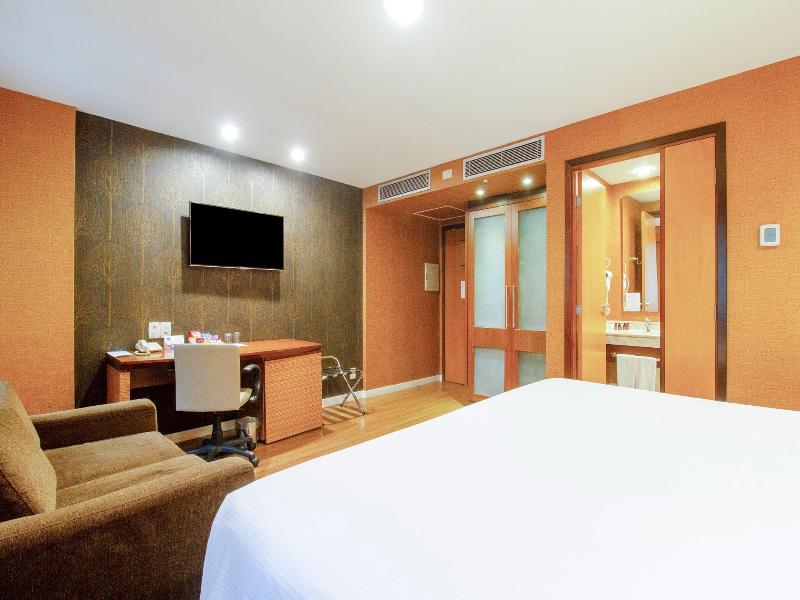 Wyndham Sao Paulo Ibirapuera Convention Hotel image