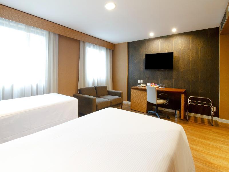 Wyndham Sao Paulo Ibirapuera Convention Hotel image