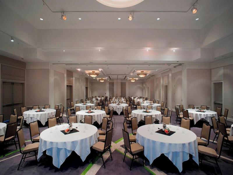 Delta Hotels Victoria Ocean Pointe Resort image