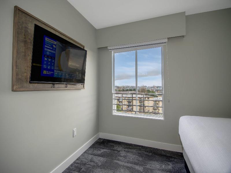The Vic, an Ascend Collection Hotel image