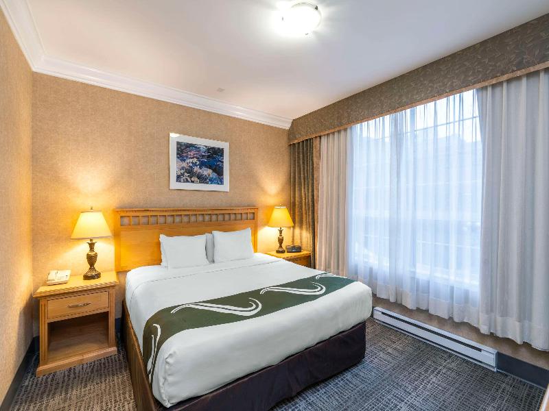 Quality Inn Downtown Inner Harbour image