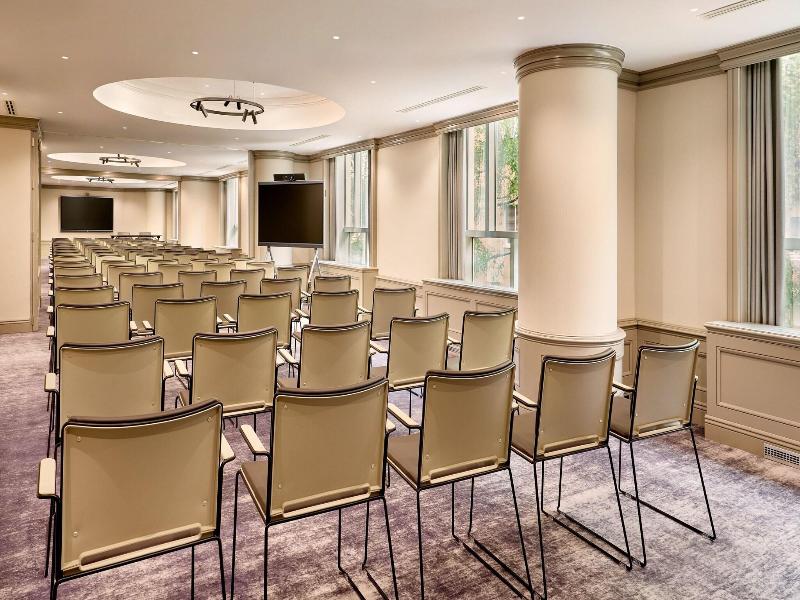 Sheraton Zagreb image