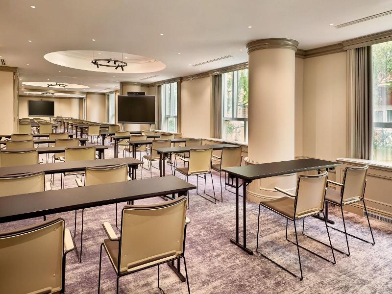 Sheraton Zagreb image