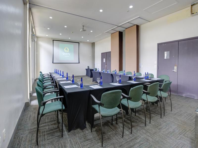 Quality Suites  Alphaville image
