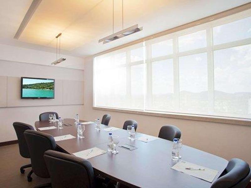 Quality Suites  Alphaville