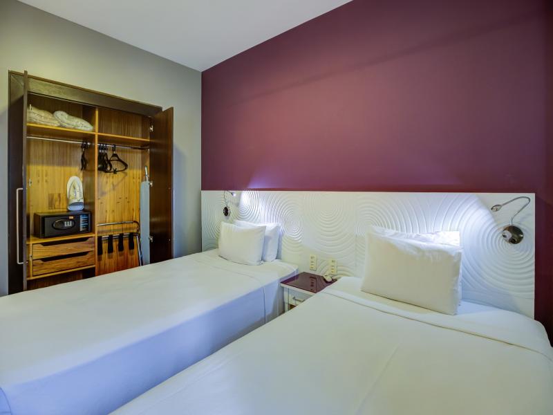 Quality Suites  Alphaville image