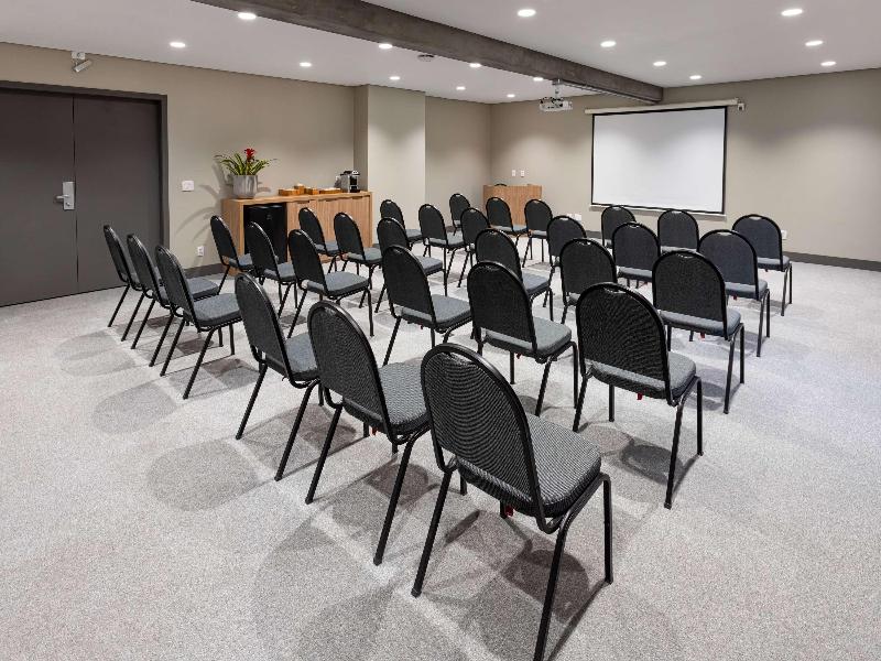Mercure Curitiba Golden image