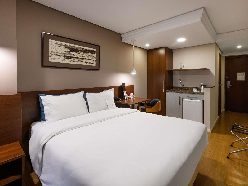 Mercure Curitiba Golden image
