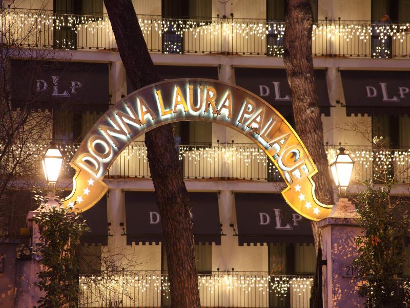 Donna Laura Palace image
