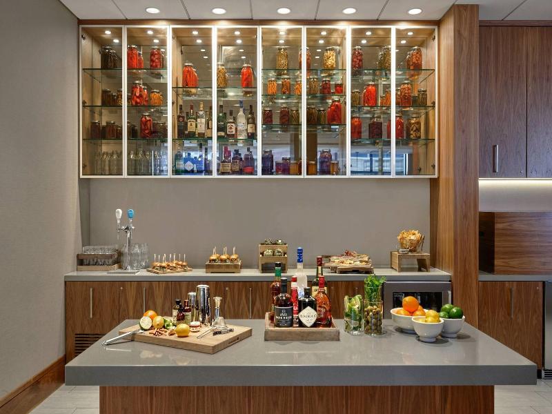 Calgary Marriott Downtown Hotel image