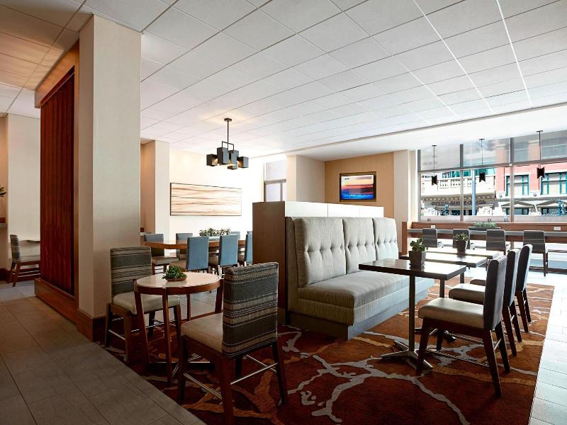 Calgary Marriott Downtown Hotel image