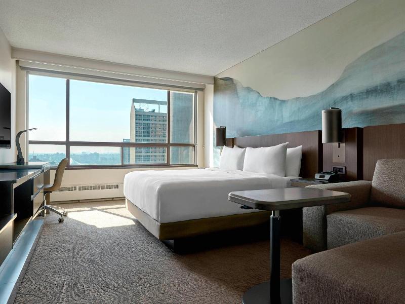 Calgary Marriott Downtown Hotel image