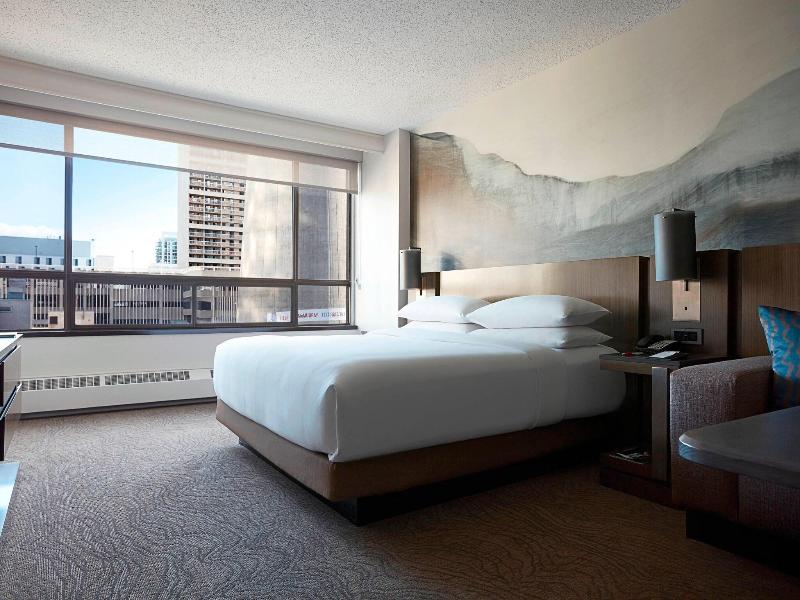 Calgary Marriott Downtown Hotel image
