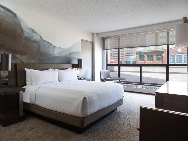 Calgary Marriott Downtown Hotel image