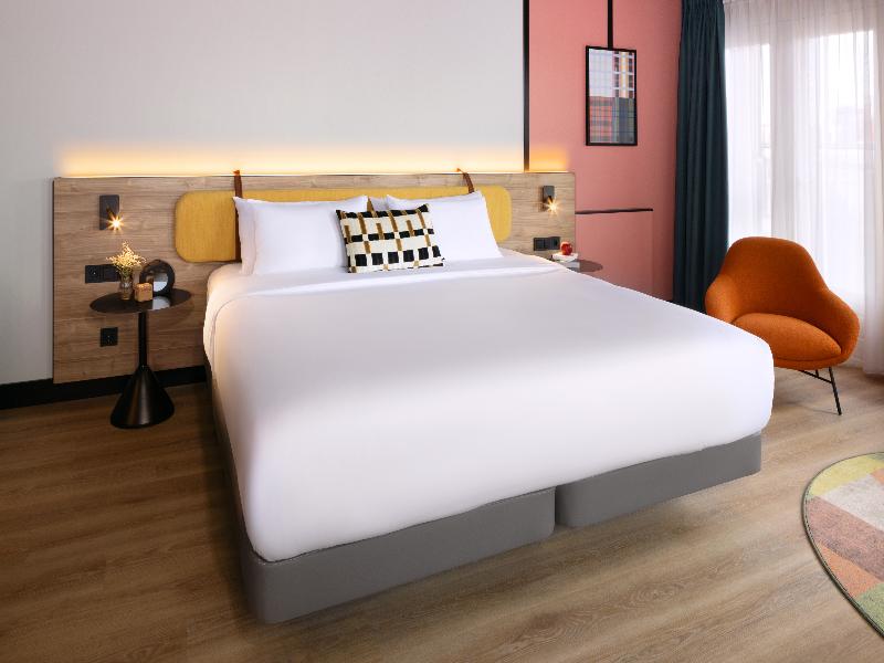 Avani Museum Quarter Amsterdam Hotel-previously NH image