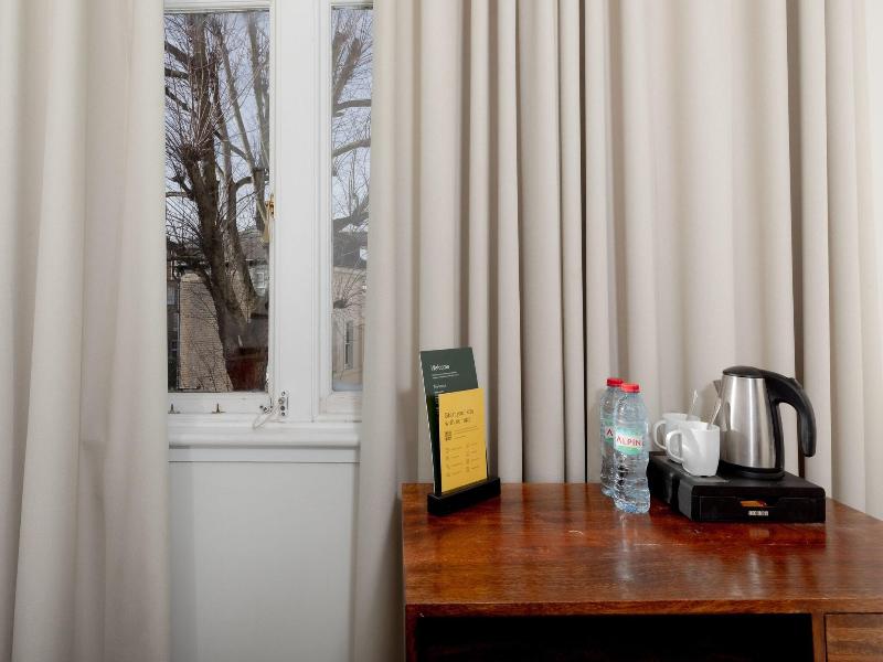 Kensington House Hotel image