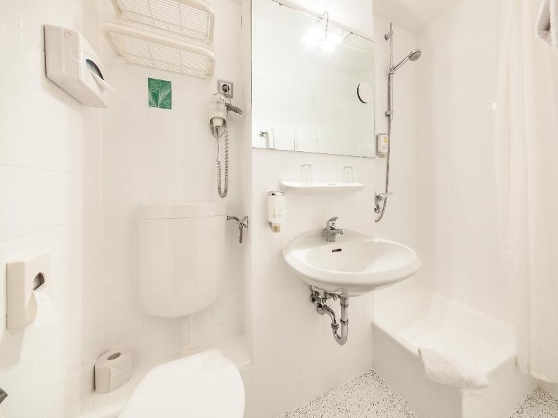 Sure Hotel by Best Western Muenchen Hauptbahnhof image