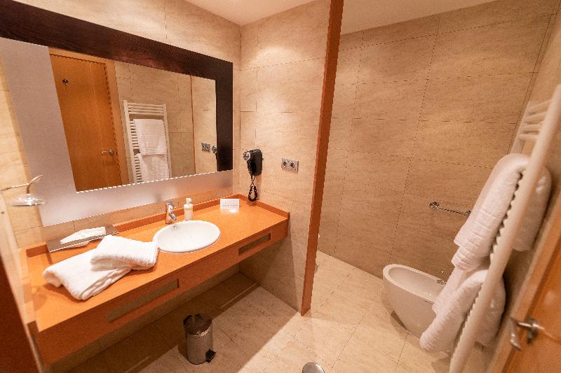 Nastasi Hotel & SPA image