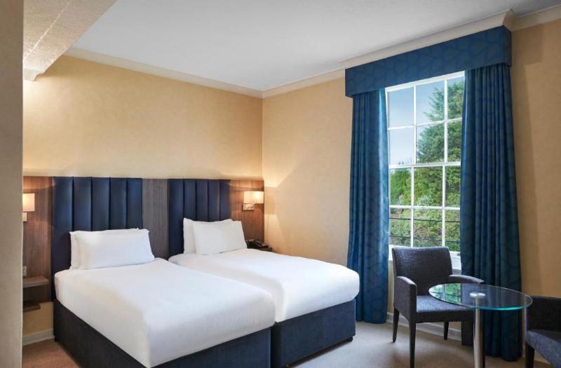Avisford Park Hotel image