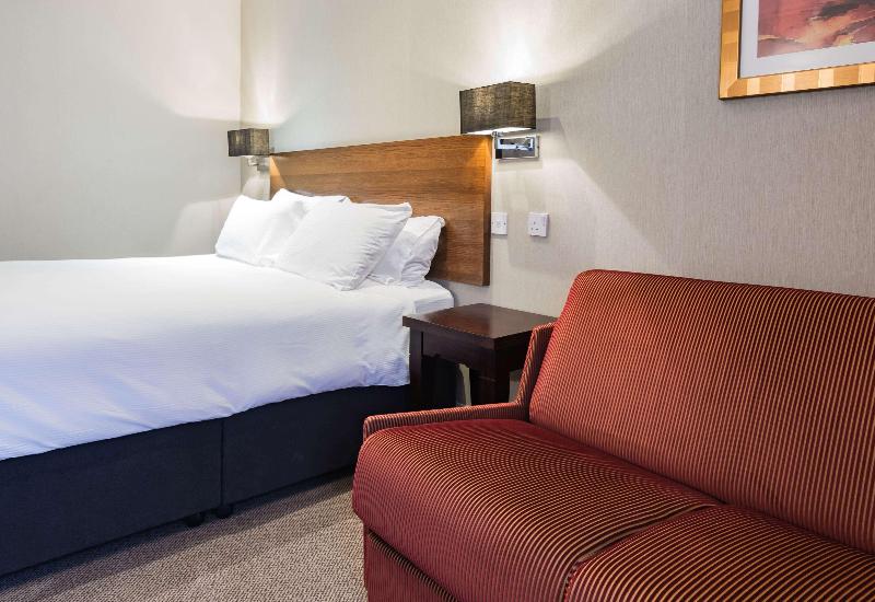 Avisford Park Hotel image