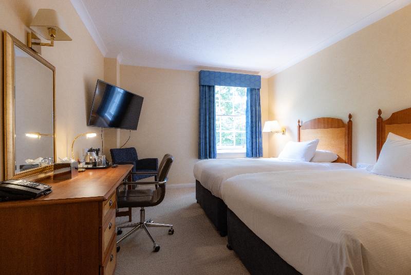 Avisford Park Hotel image