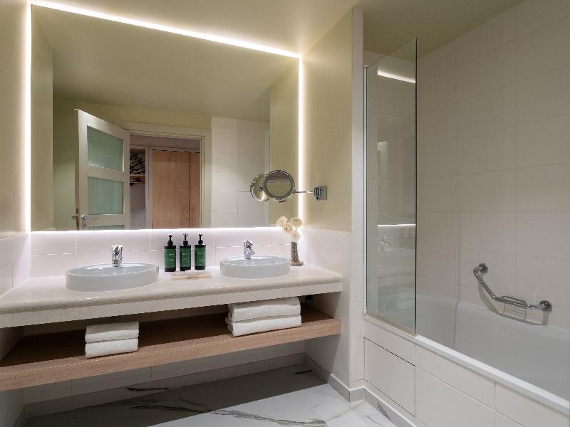 Crowne Plaza Paris Marne-la-Vallée image