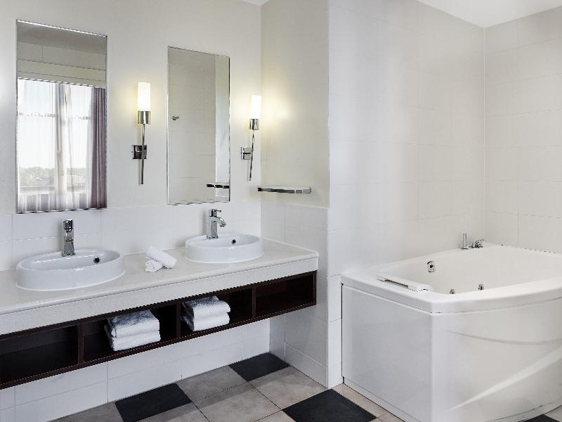 Crowne Plaza Paris Marne-la-Vallée image