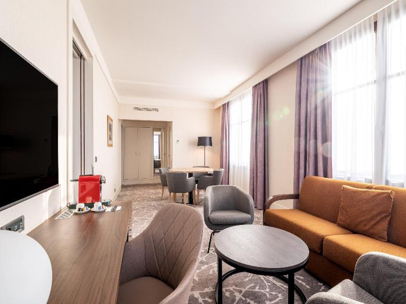 Crowne Plaza Paris Marne-la-Vallée image