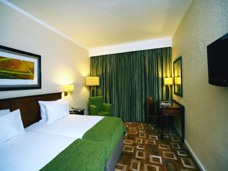 Garden Court OR Tambo image