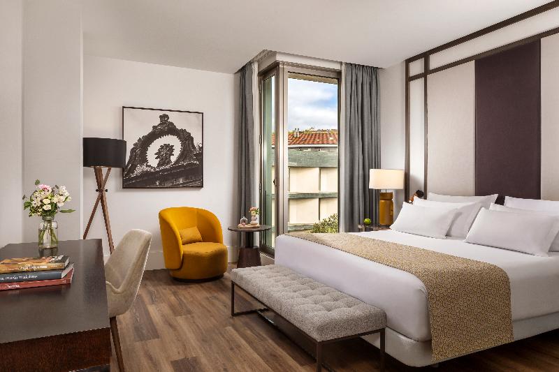 NH Collection Santiago de Compostela image
