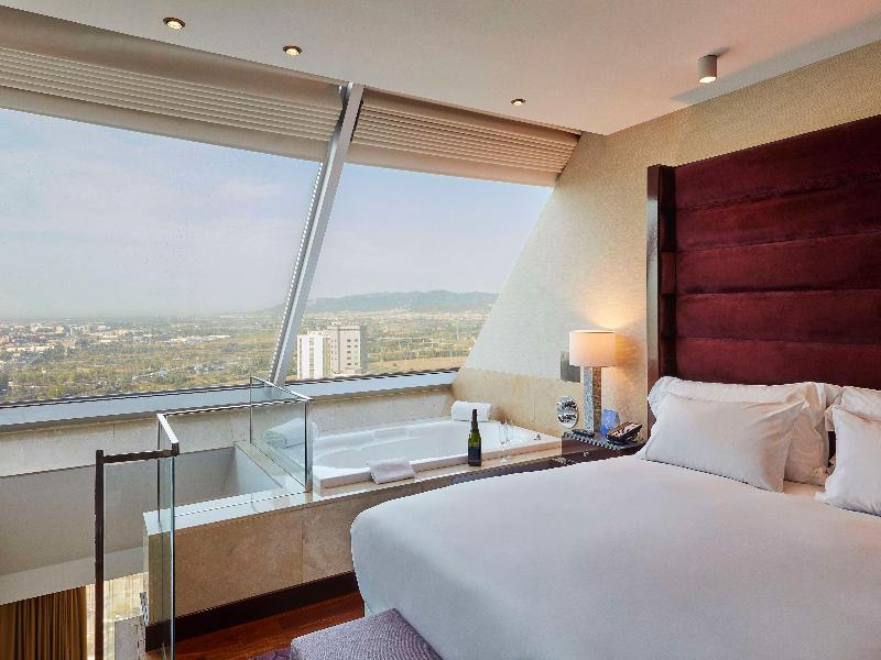 Hyatt Regency Barcelona Tower image