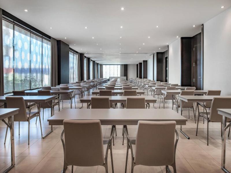AC Hotel by Marriott Alicante image