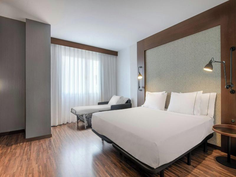 AC Hotel by Marriott Alicante image