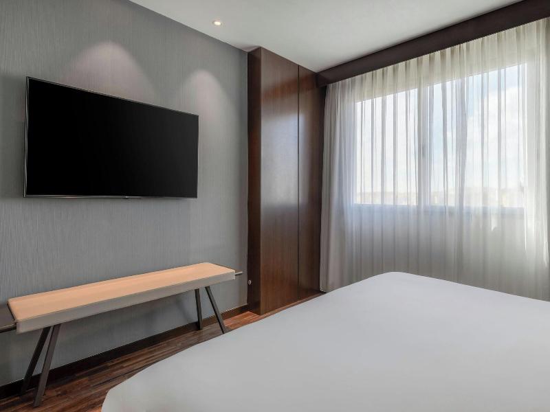 AC Hotel by Marriott Alicante image
