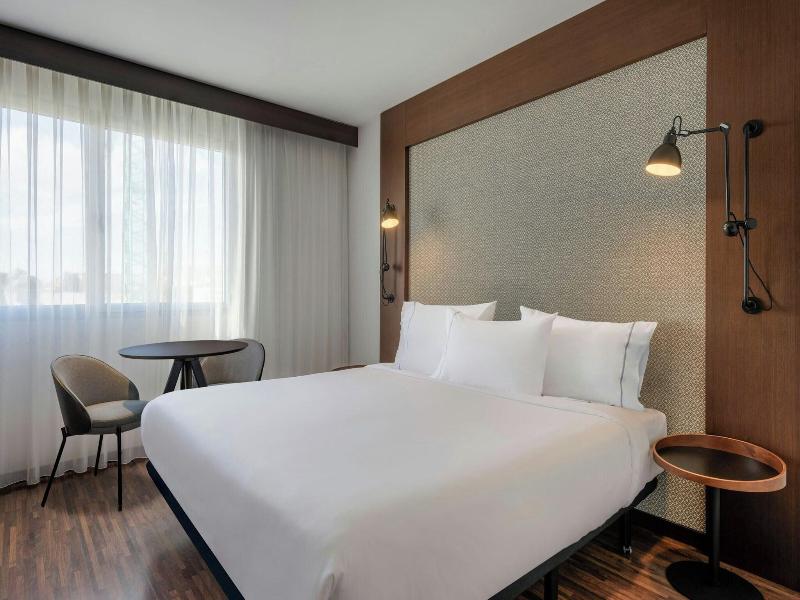 AC Hotel by Marriott Alicante image