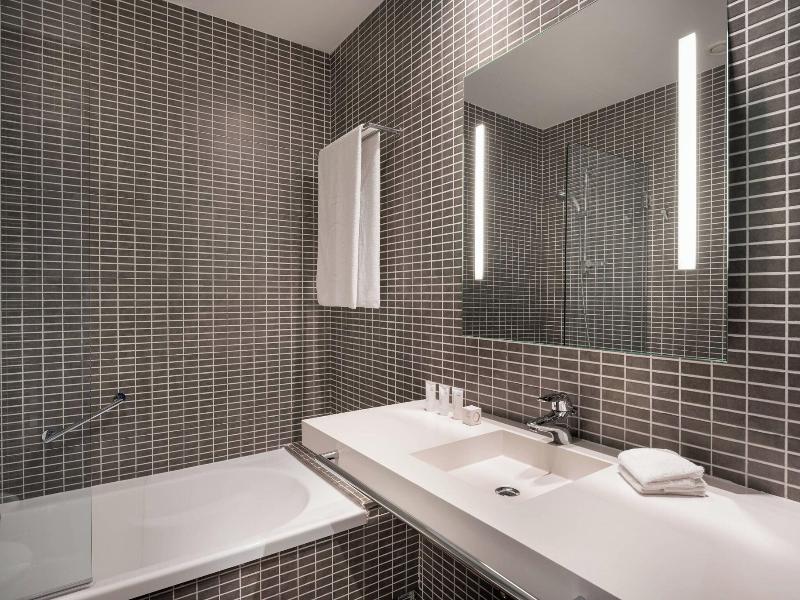 AC Hotel by Marriott Alicante image