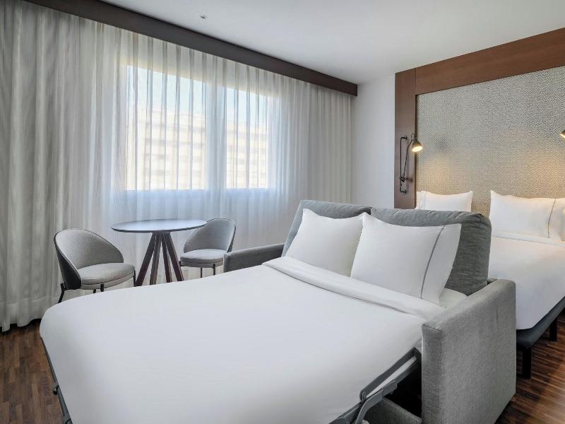 AC Hotel by Marriott Alicante image