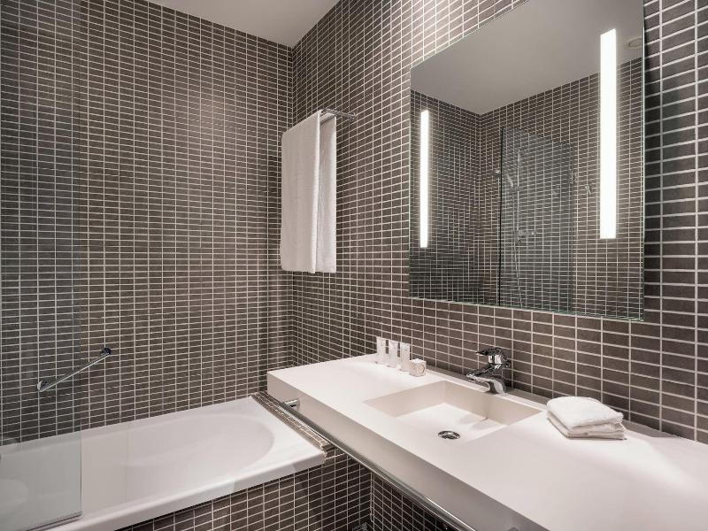 AC Hotel by Marriott Alicante image