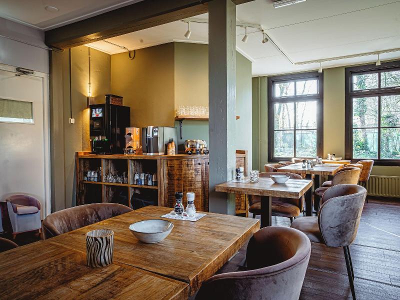 Hotel Marquette Heemskerk image