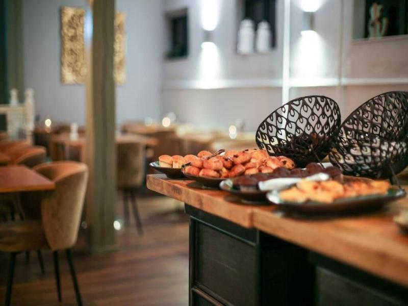Hotel Marquette Heemskerk image