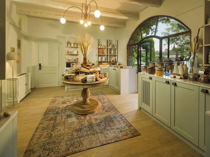 De Mougins image