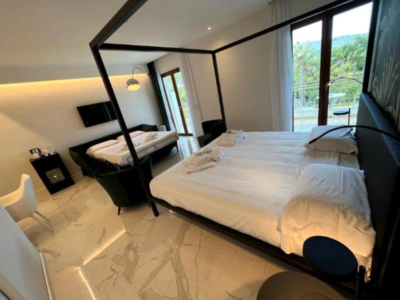 Hotel Alpha Hotel Alpha
