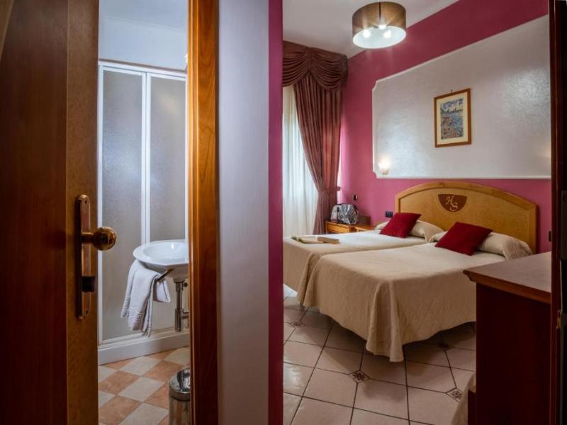Hotel Savoia image