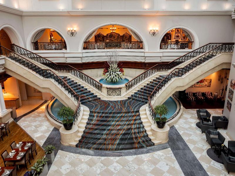 Movenpick Hotel & Apartments Bur Dubai image