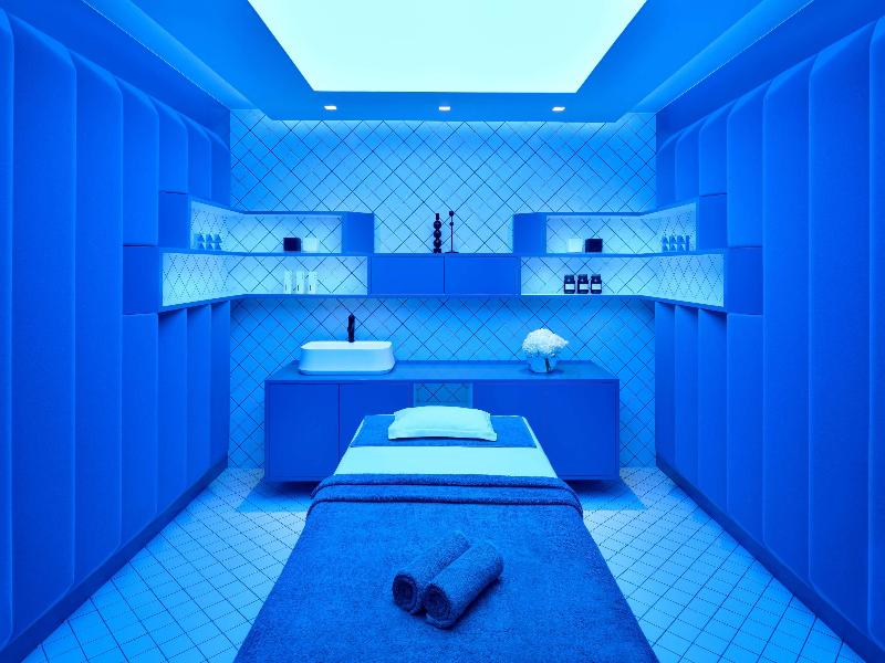 Movenpick Hotel & Apartments Bur Dubai image