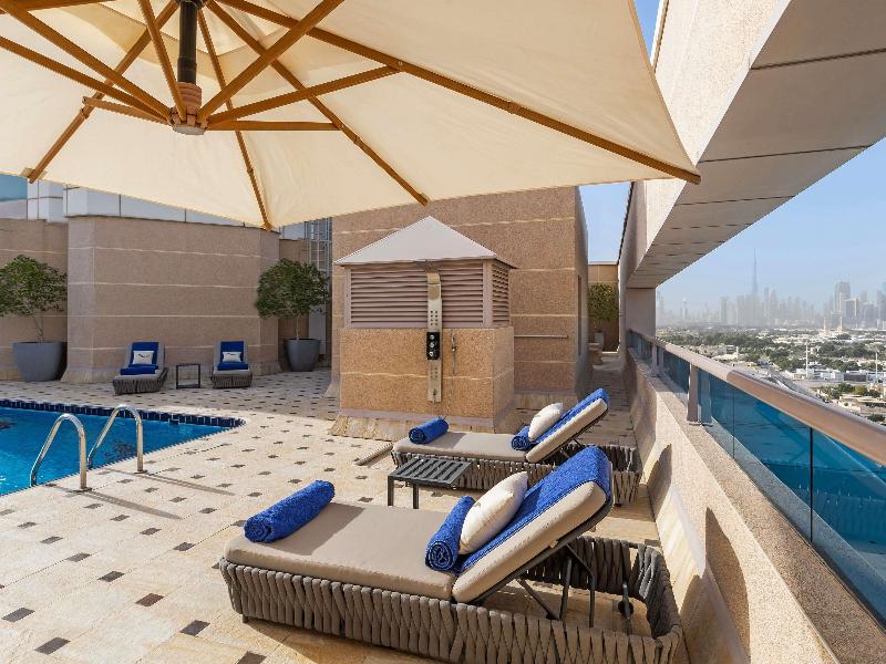 Movenpick Hotel & Apartments Bur Dubai image