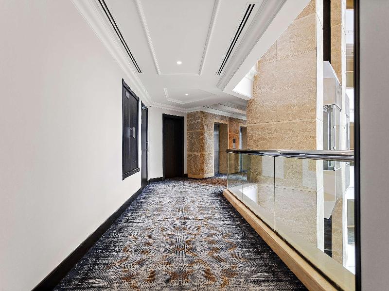 Movenpick Hotel & Apartments Bur Dubai image