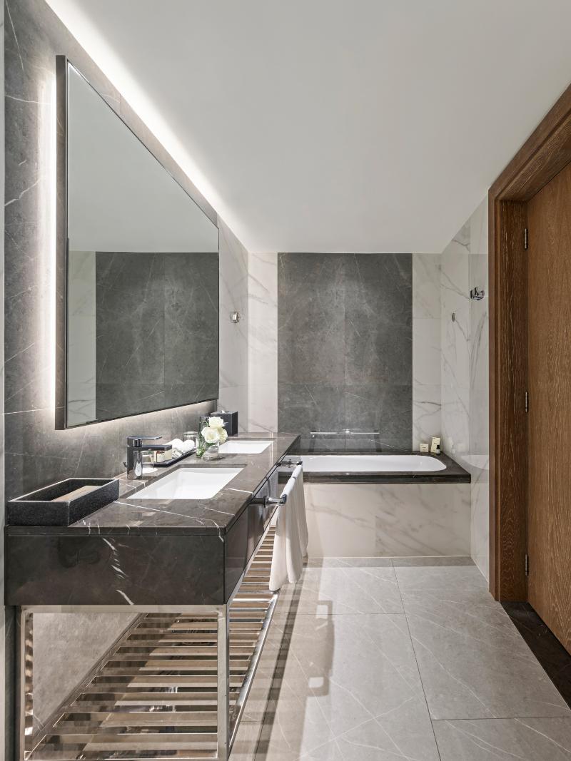 Fairmont Dubai image