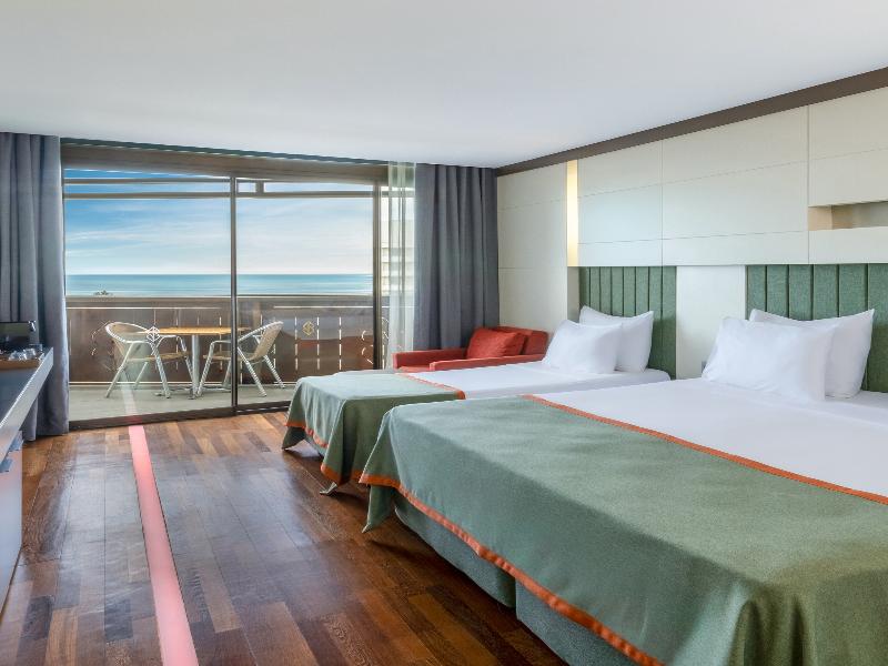 Nirvana Cosmopolitan Hotel image